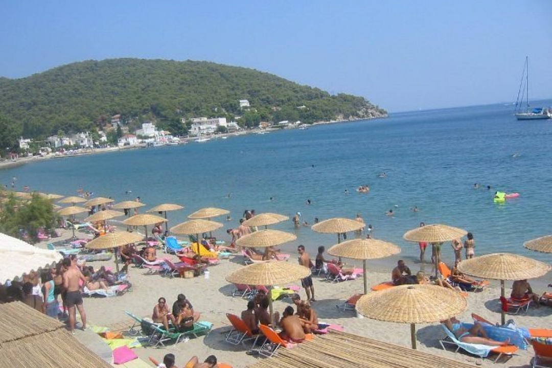 AΝΑΚΟΙΝΩΣΗ: Ξεκίνησε η άσκηση προτιμησιακού δικαιώματος για χρήση αιγιαλού-παραλίας