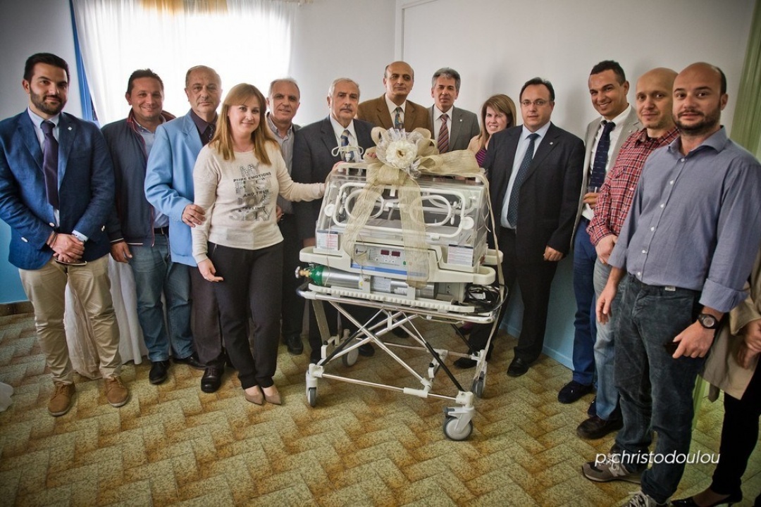 ΔΕΛΤΙΟ ΤΥΠΟΥ: Παραδόθηκε η θερμοκοιτίδα στο ΚΥ Καρπάθου