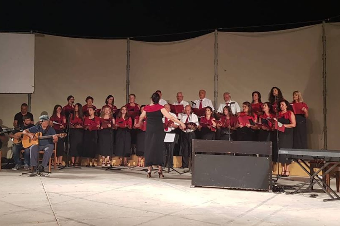 ΔΕΛΤΙΟ ΤΥΠΟΥ: Θερμό χειροκρότημα στο Ελληνικό Ωδείο-Παράρτημα Καρπάθου για το αφιέρωμα στον Μάνο Χατζιδάκι