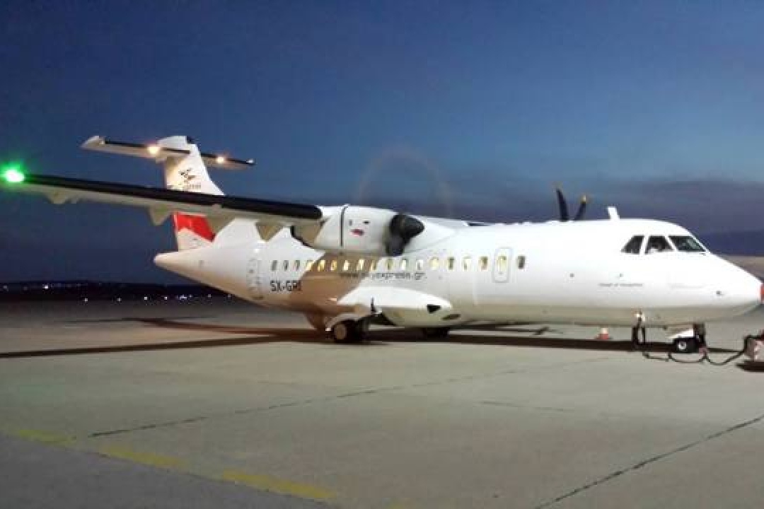 ΔΕΛΤΙΟ ΤΥΠΟΥ: Θερμή υποδοχή στο νέο αεροσκάφος της SKY EXPRESS. Έγινε η ονοματοδοσία του ΝΗΣΟΣ ΚΑΡΠΑΘΟΣ