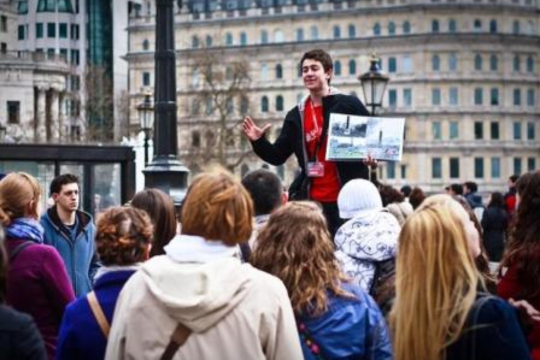 ΑΝΑΚΟΙΝΩΣΗ: Από 21/10-29/10 η υποβολή αιτήσεων για τη Σχολή Ξεναγών Θεσσαλονίκης – Θα εισαχθούν 40 σπουδαστές