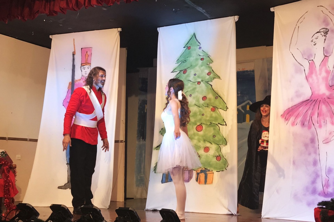 ΔΕΛΤΙΟ ΤΥΠΟΥ: Ο Μάριος Ιορδάνου ταξίδεψε με τον “Μολυβένιο Στρατιώτη” στην Κάρπαθο