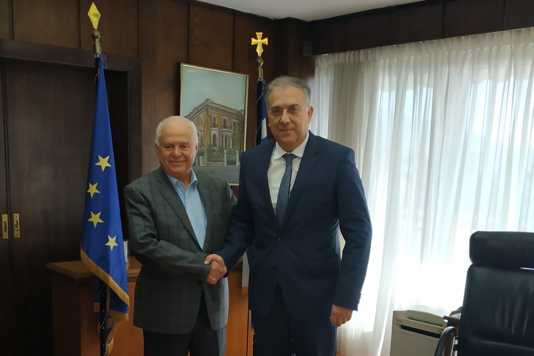 ΔΕΛΤΙΟ ΤΥΠΟΥ: Σε συνεχείς συναντήσεις για την προώθηση λύσεων σε προβλήματα του νησιού ο Δήμαρχος Καρπάθου