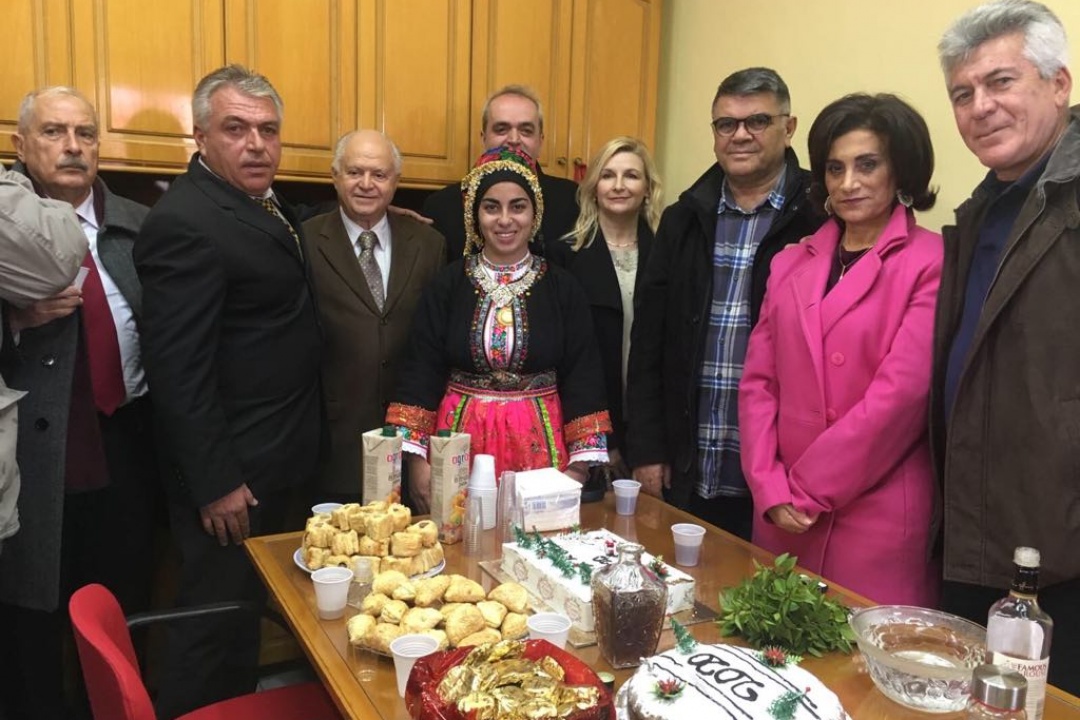 Η Δημοτική Χορωδία στην Όλυμπο Καρπάθου – Έκοψε την πίτα της η Κοινότητα Ολύμπου