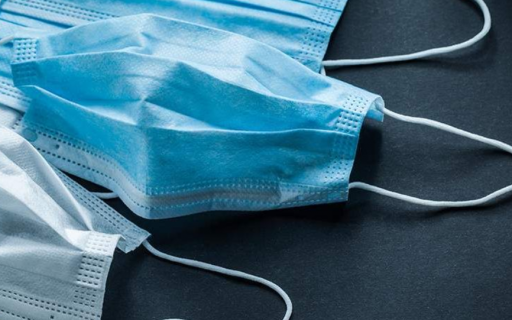 ΥΠΟΧΡΕΩΤΙΚΗ Η ΧΡΗΣΗ ΜΑΣΚΑΣ ΓΙΑ ΤΟΥΣ ΔΗΜΟΤΕΣ ΠΟΥ ΠΡΟΣΕΡΧΟΝΤΑΙ ΣΤΟ ΔΗΜΟ ΚΑΡΠΑΘΟΥ